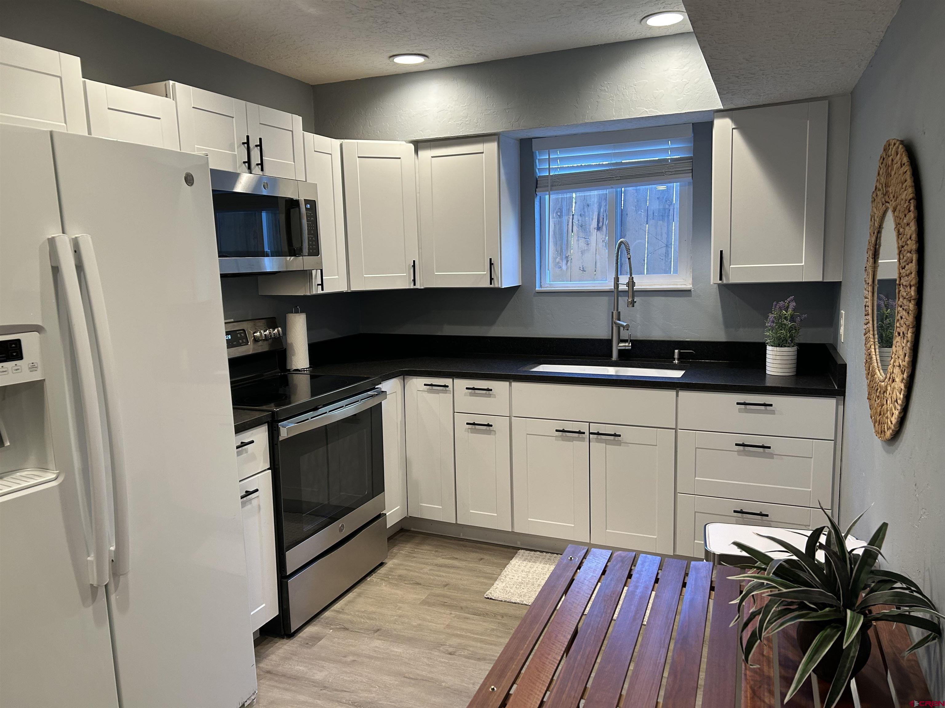 634 East 8th Avenue, Unit 7 Durango, CO 81301 - Photo 5 of 15