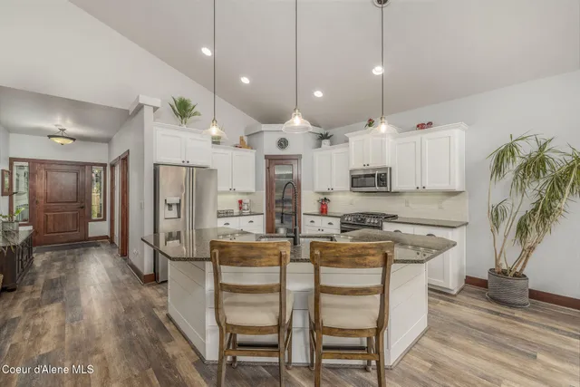 $865,000 | 15079 North Pristine Circle, Rathdrum, ID 83858