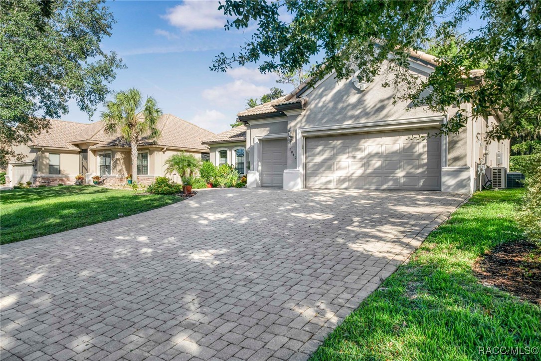 1040 West Beagle Run Loop Hernando, FL 34442 - Photo 4 of 67