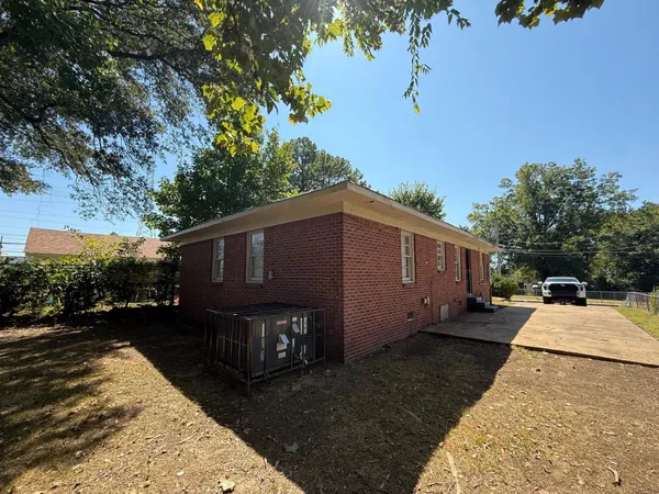$99,500 | 1560 Cane Road, Memphis, TN 38106