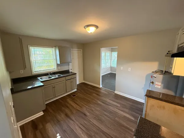 $99,500 | 1560 Cane Road, Memphis, TN 38106