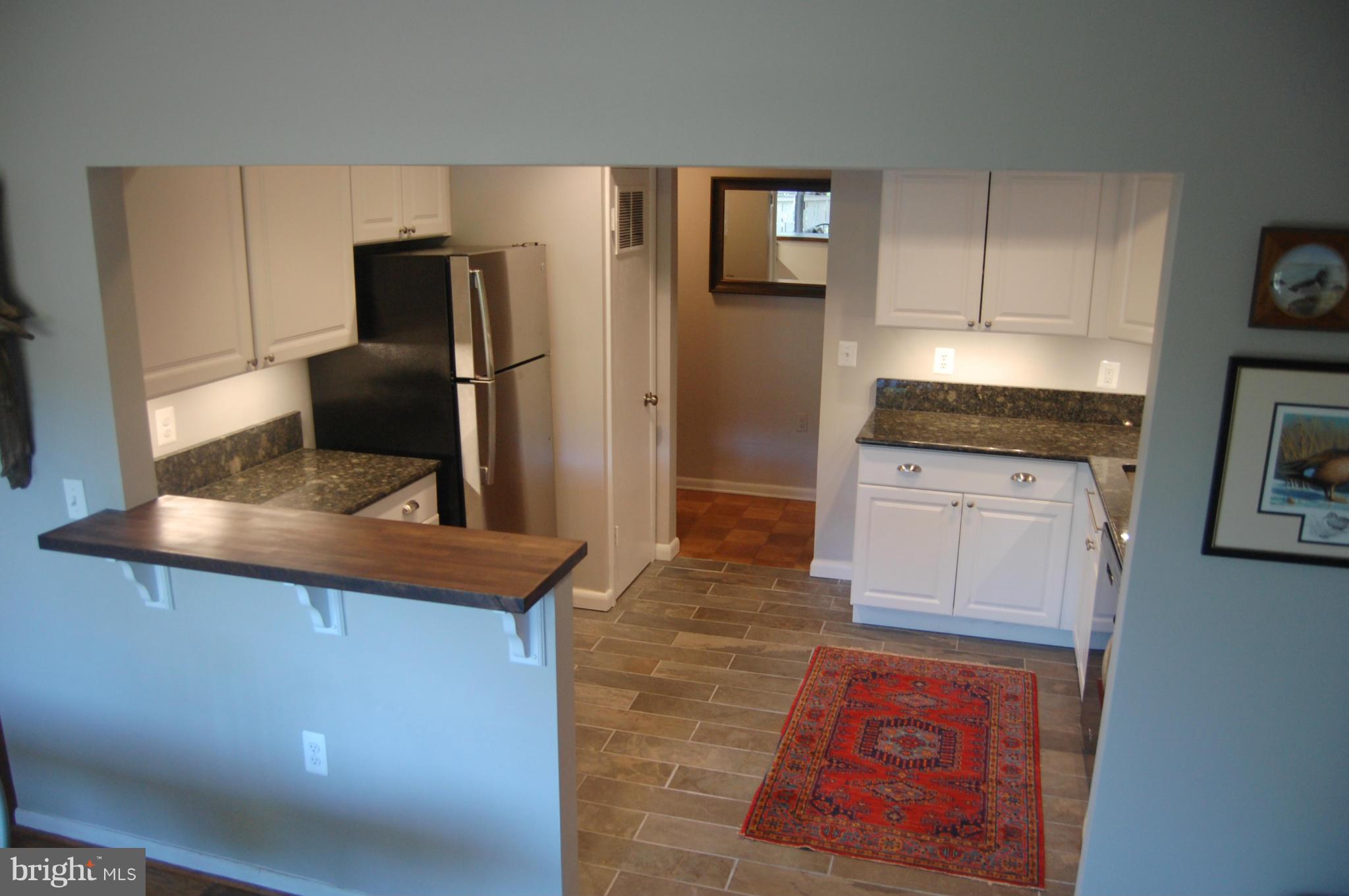 113 Cross Keys Road, Unit R113B Baltimore, MD 21210 - Photo 4 of 12 Kitchen