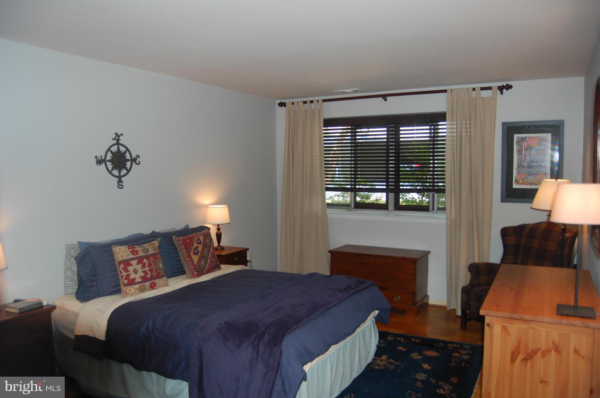 113 Cross Keys Road, Unit R113B Baltimore, MD 21210 - Photo 9 of 12 Bedroom