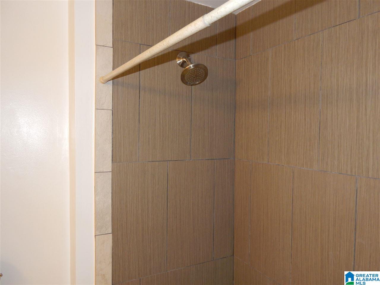 69 Shades Crest Road Hoover, AL 35226 - Photo 15 of 31 Gallery Image 15