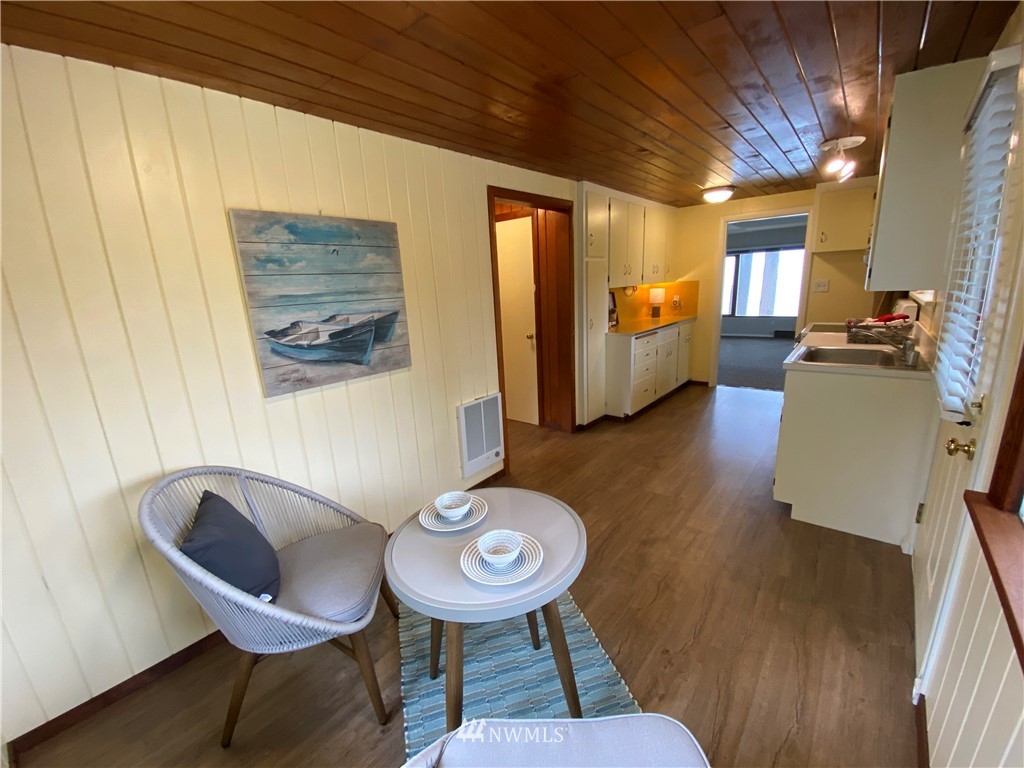 402 1st Street Langley, WA 98260 - Photo 17 of 31