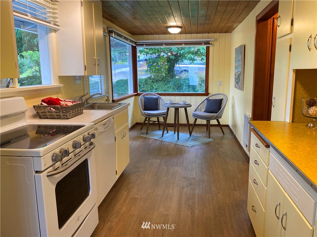 402 1st Street Langley, WA 98260 - Photo 18 of 31