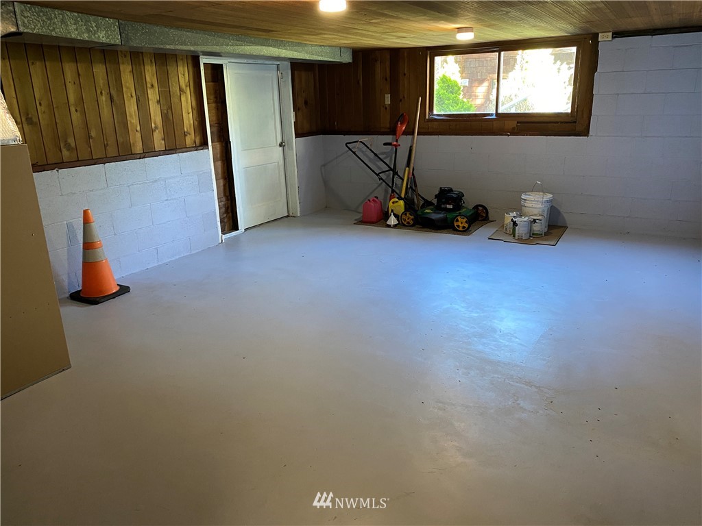 402 1st Street Langley, WA 98260 - Photo 27 of 31