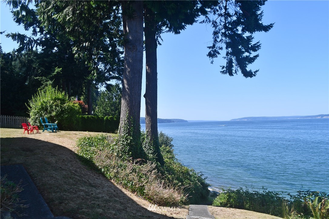 402 1st Street Langley, WA 98260 - Photo 6 of 31