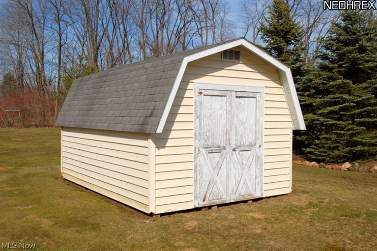 11690 Wilson Mills Road Chardon, OH 44024 - Photo 18 of 20 Gallery Image 18