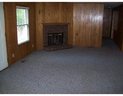 106 Dobson Road Mars, PA 16046 - Photo 3 of 4 Living Room.