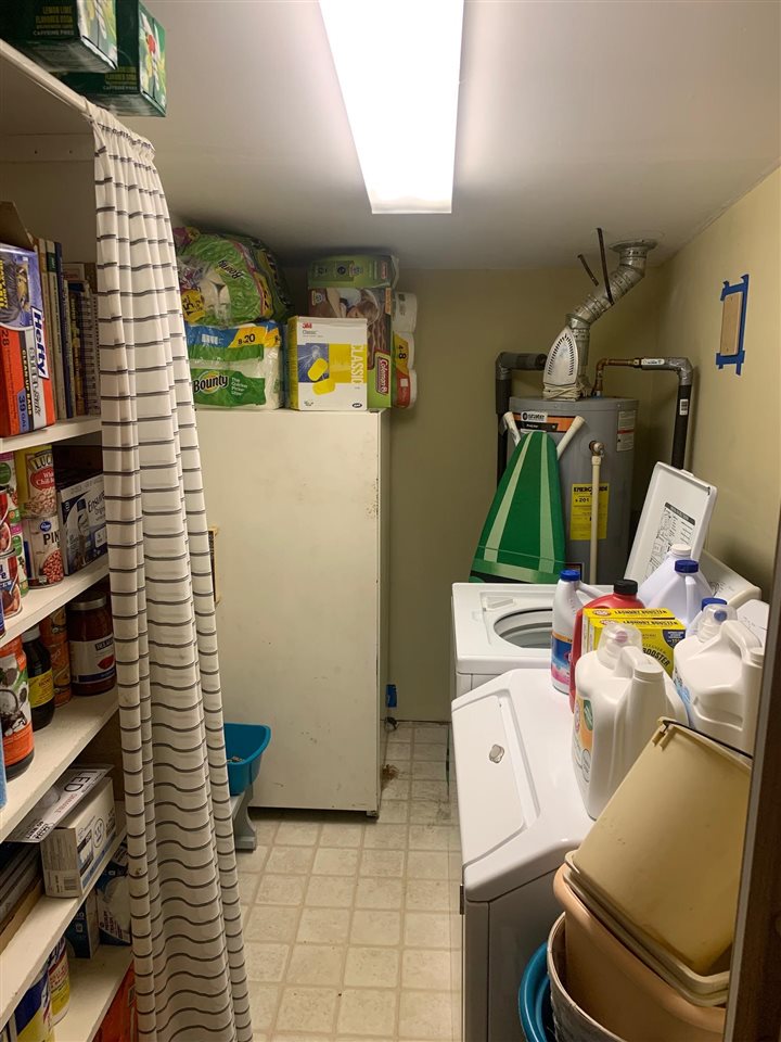 4588 Talley Road Millington, TN 38053 - Photo 14 of 17 a utility room with dryer and washer