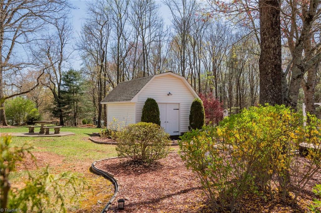 924 Pleasant Home Church Road Millers Creek, NC 28651 - Photo 13 of 47