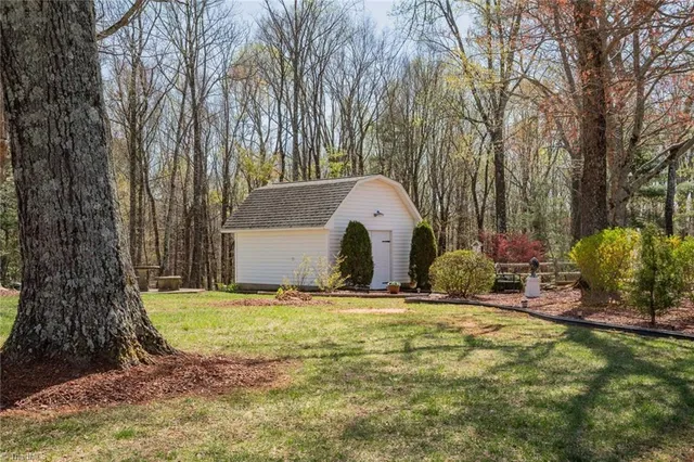 $509,000 | 924 Pleasant Home Church Road, Millers Creek, NC 28651