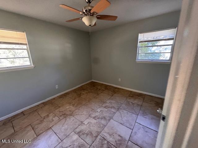 4221 Knowles Avenue Moss Point, MS 39562 - Photo 3 of 8 thumbnail