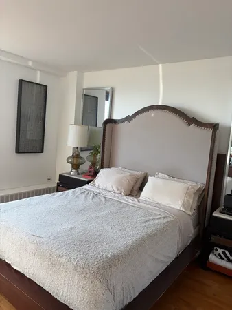 $189,000 | 3900 North Lake Shore Drive, Unit 20E, Chicago, IL 60613