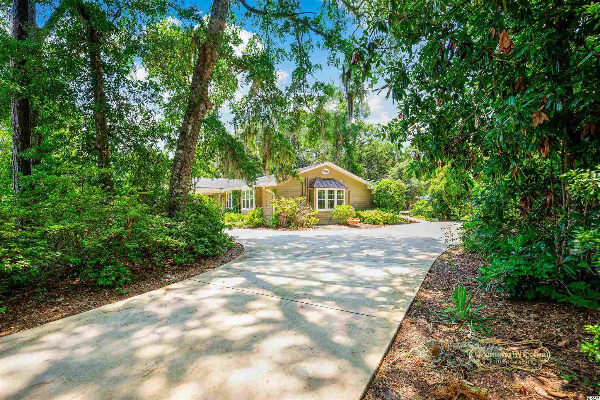 563 Vaux Hall Avenue Murrells Inlet, SC 29576 - Photo 4 of 29