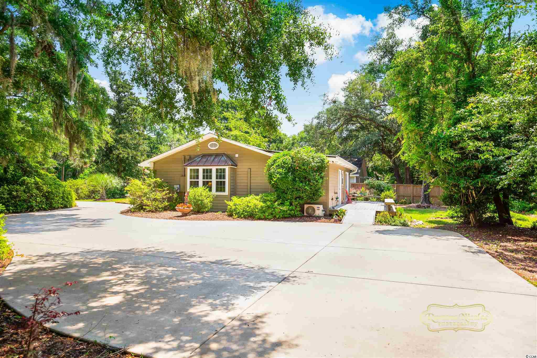 563 Vaux Hall Avenue Murrells Inlet, SC 29576 - Photo 5 of 29