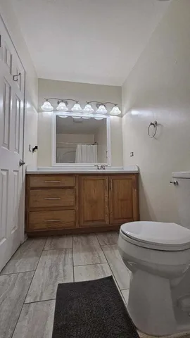 $2,500 | 703 Wicker Avenue, Streamwood, IL 60107