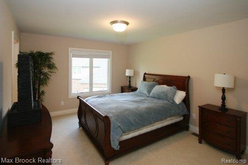 753 Wellington Circle Rochester, MI 48309 - Photo 18 of 24 IMG_0057