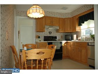 404 Cowpath Road Lansdale, PA 19446 - Photo 7 of 12 Kitchen