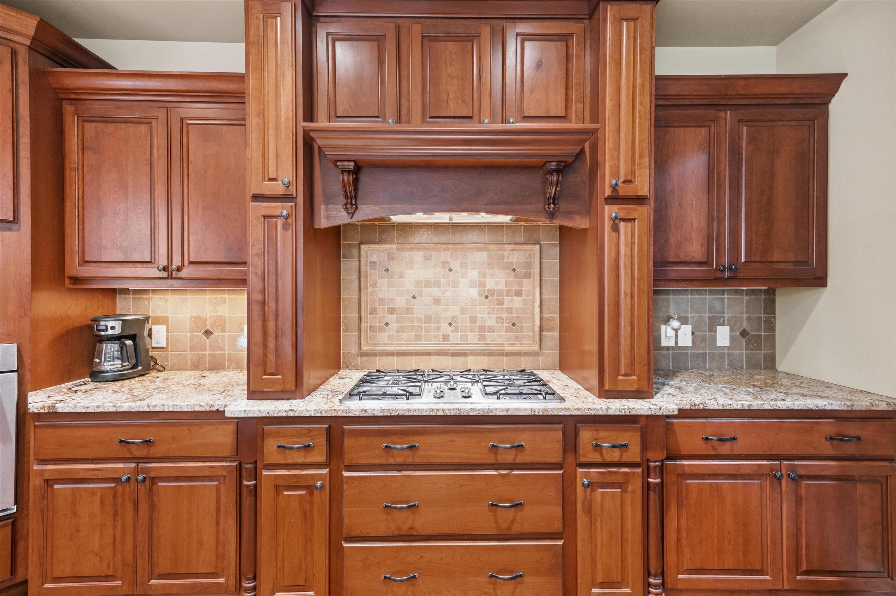 852 Augusta Drive Oregon, WI 53575 - Photo 16 of 59