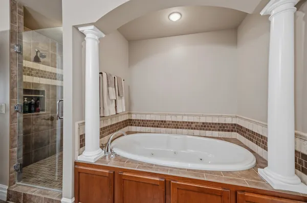 $849,900 | 852 Augusta Drive, Oregon, WI 53575