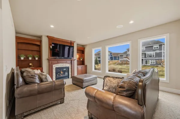 $849,900 | 852 Augusta Drive, Oregon, WI 53575