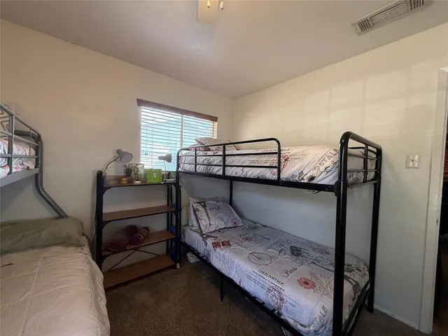 a view of livingroom with furniture
