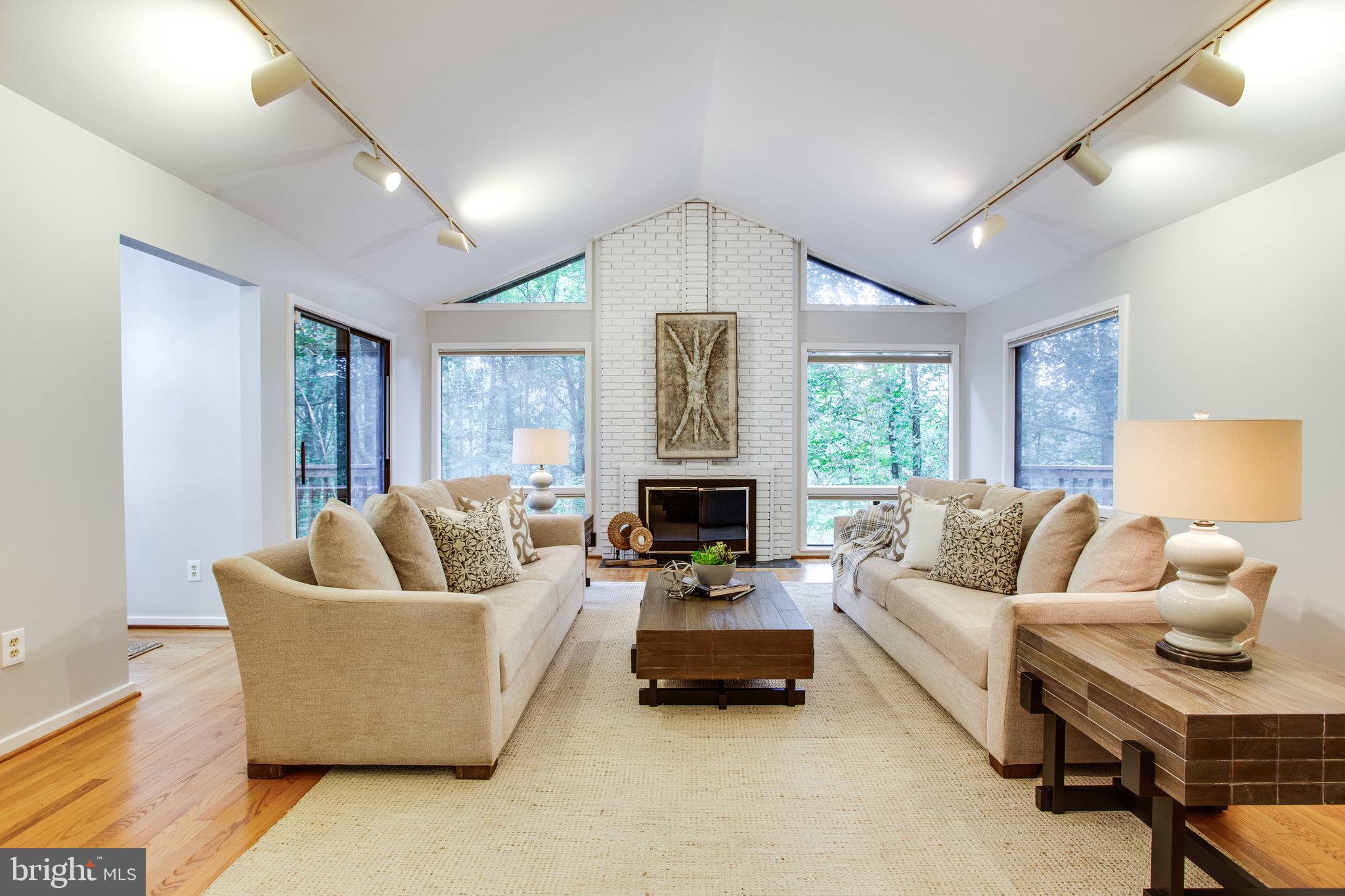 1052 Bellview Road McLean, VA 22102 - Photo 4 of 58