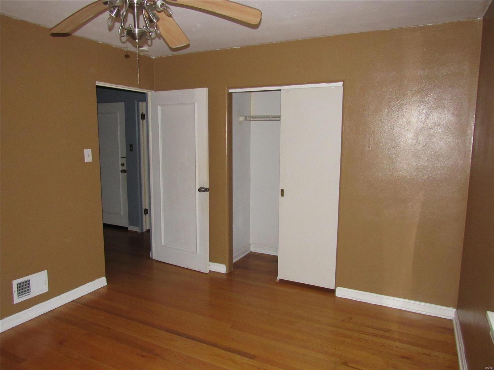 2208 Edwards Street Alton, IL 62002 - Photo 11 of 16