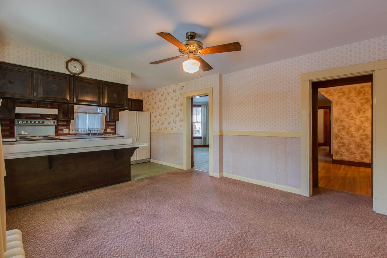 61 George Street Manchester, NH 03102 - Photo 3 of 36 Gallery Image 3