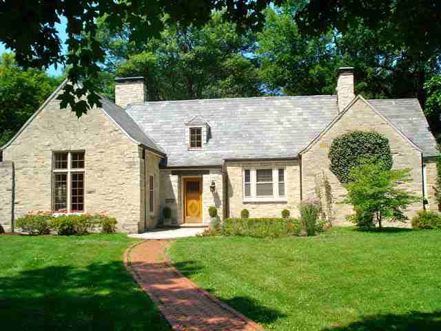 1001 North Briar Road Muncie, IN 47304 - Photo 1 of 12 Gallery Image 1