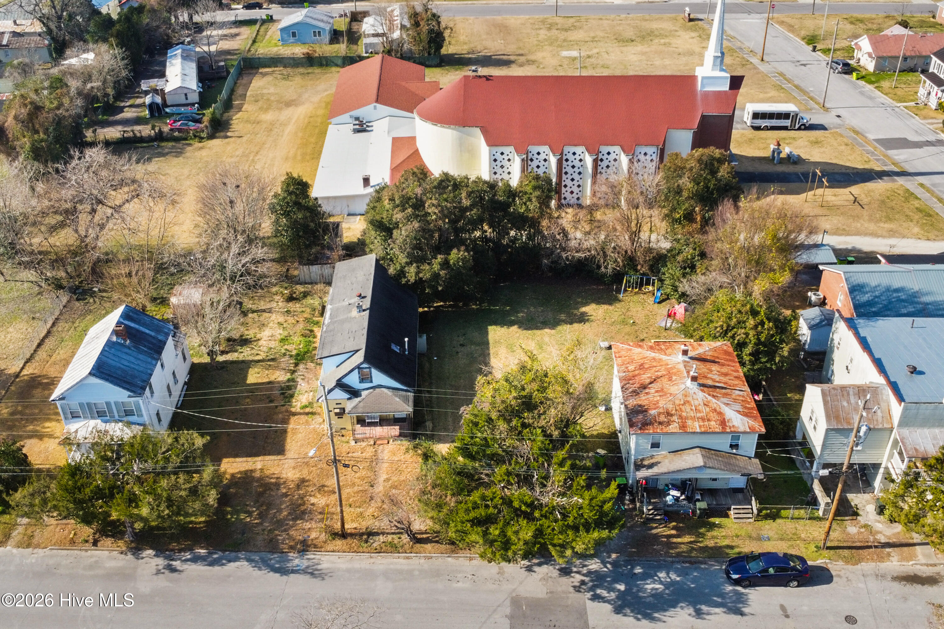 219 Jones Street New Bern, NC 28562 - Photo 2 of 11 Aerial View