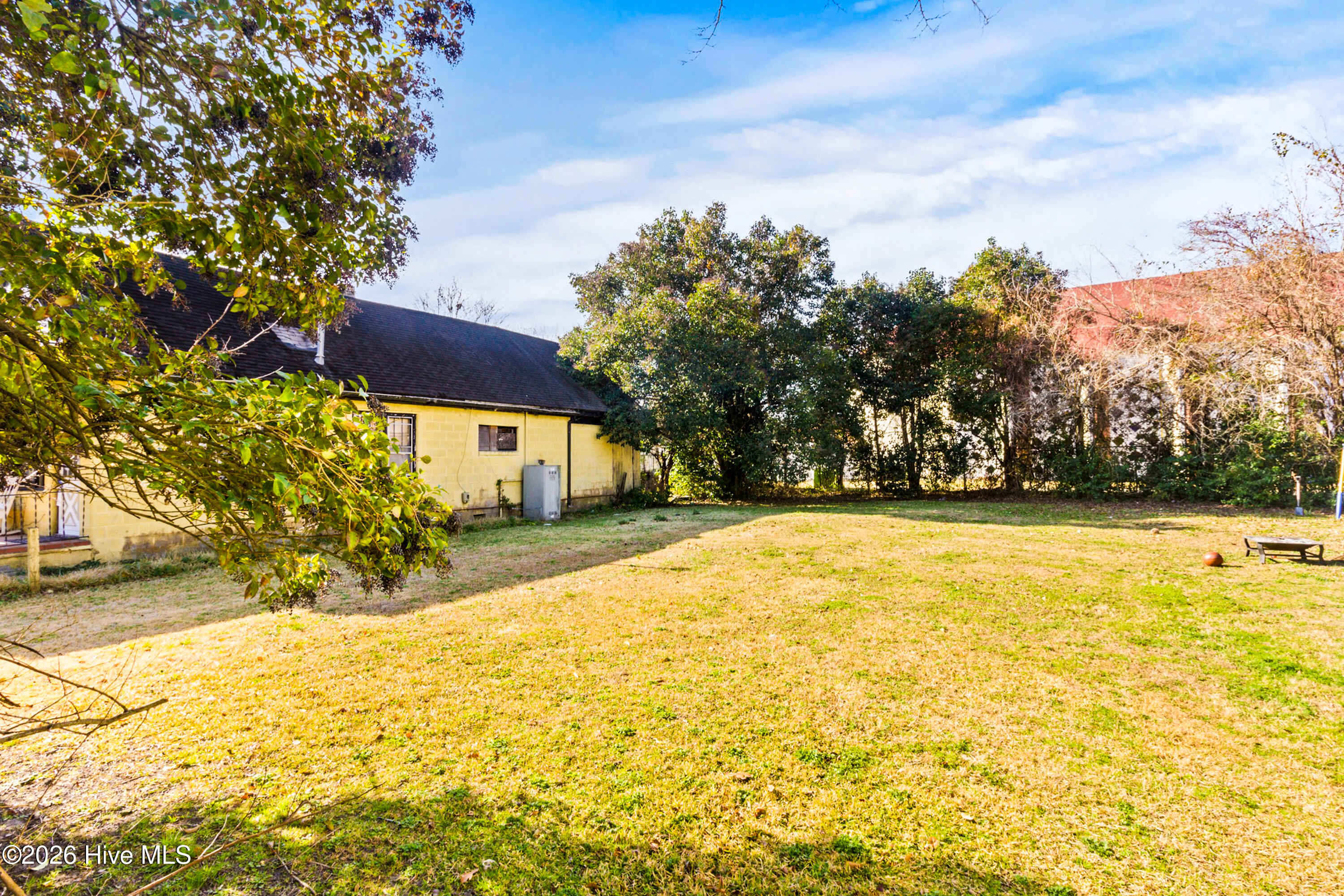 219 Jones Street New Bern, NC 28562 - Photo 9 of 11 219 Jones Street, New Bern, NC 28562