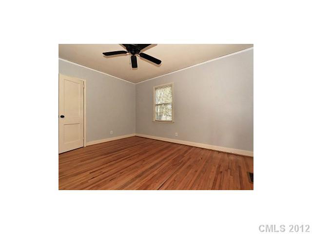 928 Sedgefield Road Charlotte, NC 28209 - Photo 8 of 11 Gallery Image 8