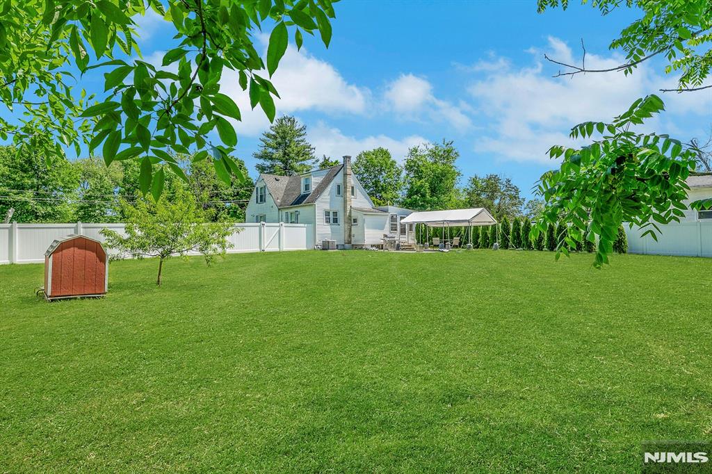 106 Steinmetz Road Hillsborough, NJ 08844 - Photo 23 of 30