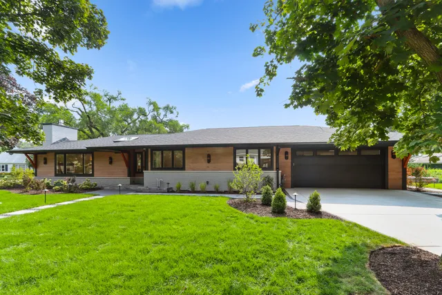 $2,395,000 | 1600 Evergreen Lane, Lake Geneva, WI 53147