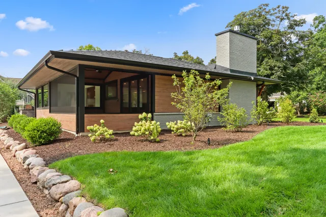 $2,395,000 | 1600 Evergreen Lane, Lake Geneva, WI 53147