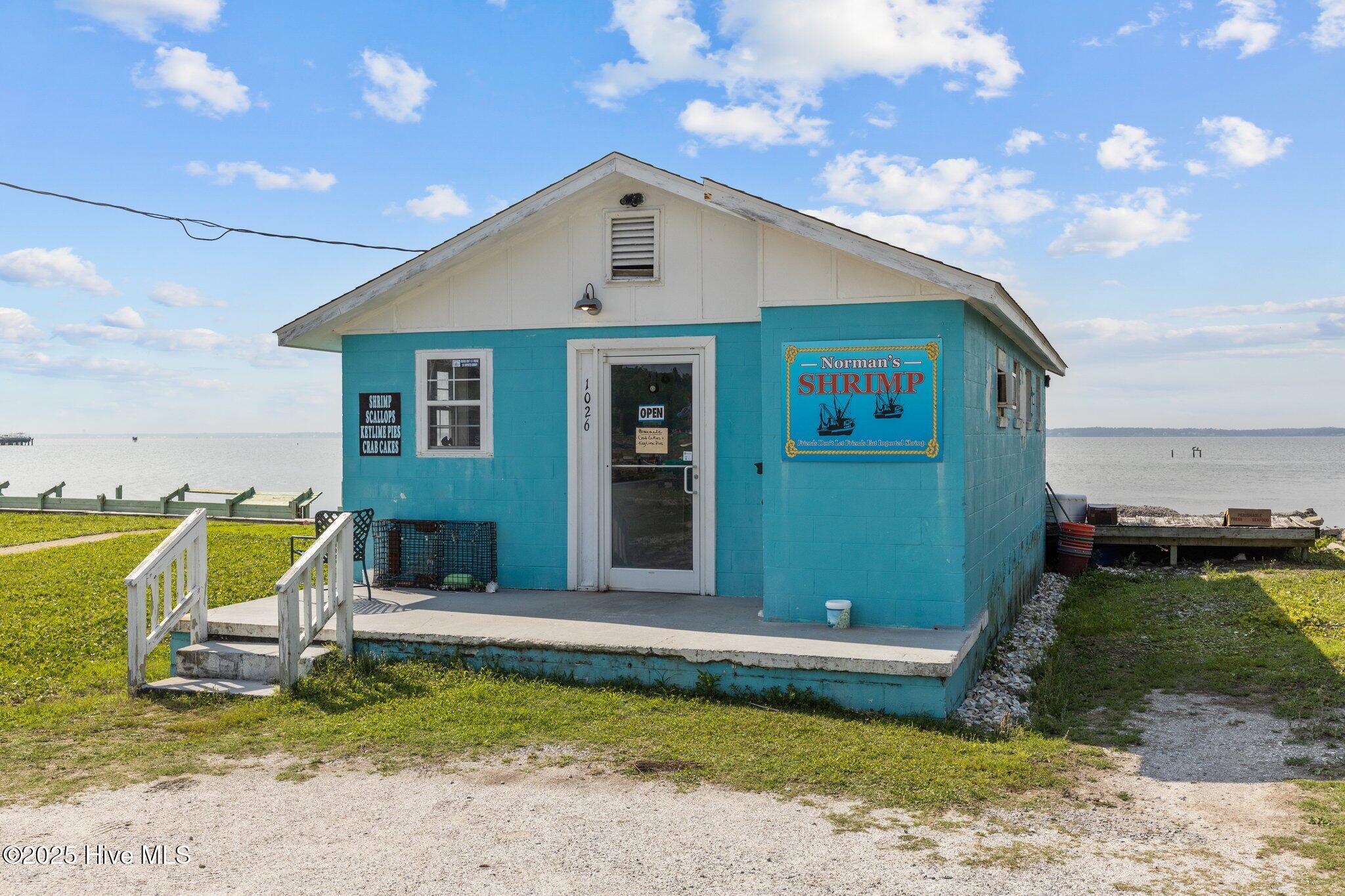 1024 Salter Path Road Atlantic Beach, NC 28512 - Photo 6 of 23 1024 Salter Path Rd