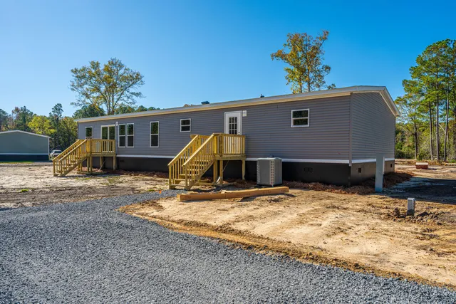 $264,998 | 112 Pine Arbor Lane, Pinopolis, SC 29469