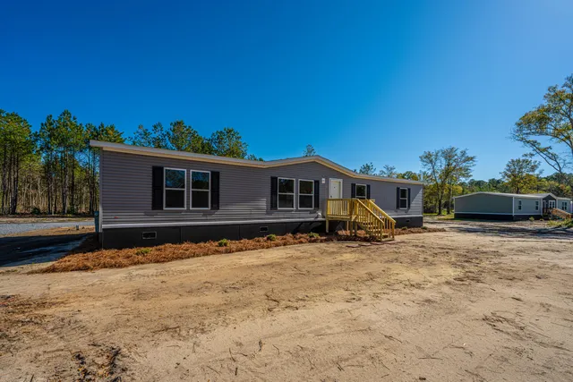 $264,998 | 112 Pine Arbor Lane, Pinopolis, SC 29469