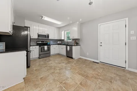 $275,000 | 217 Deep Creek Drive, Clayton, NC 27520