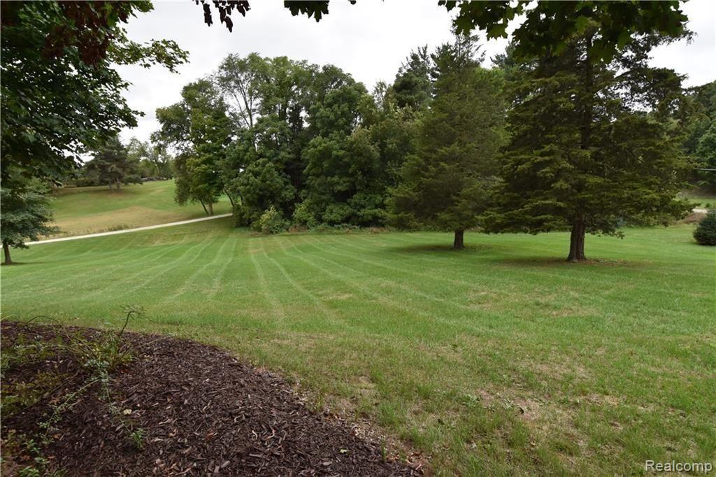 8362 Parshallville Road Fenton, MI 48430 - Photo 32 of 53 39.jpeg