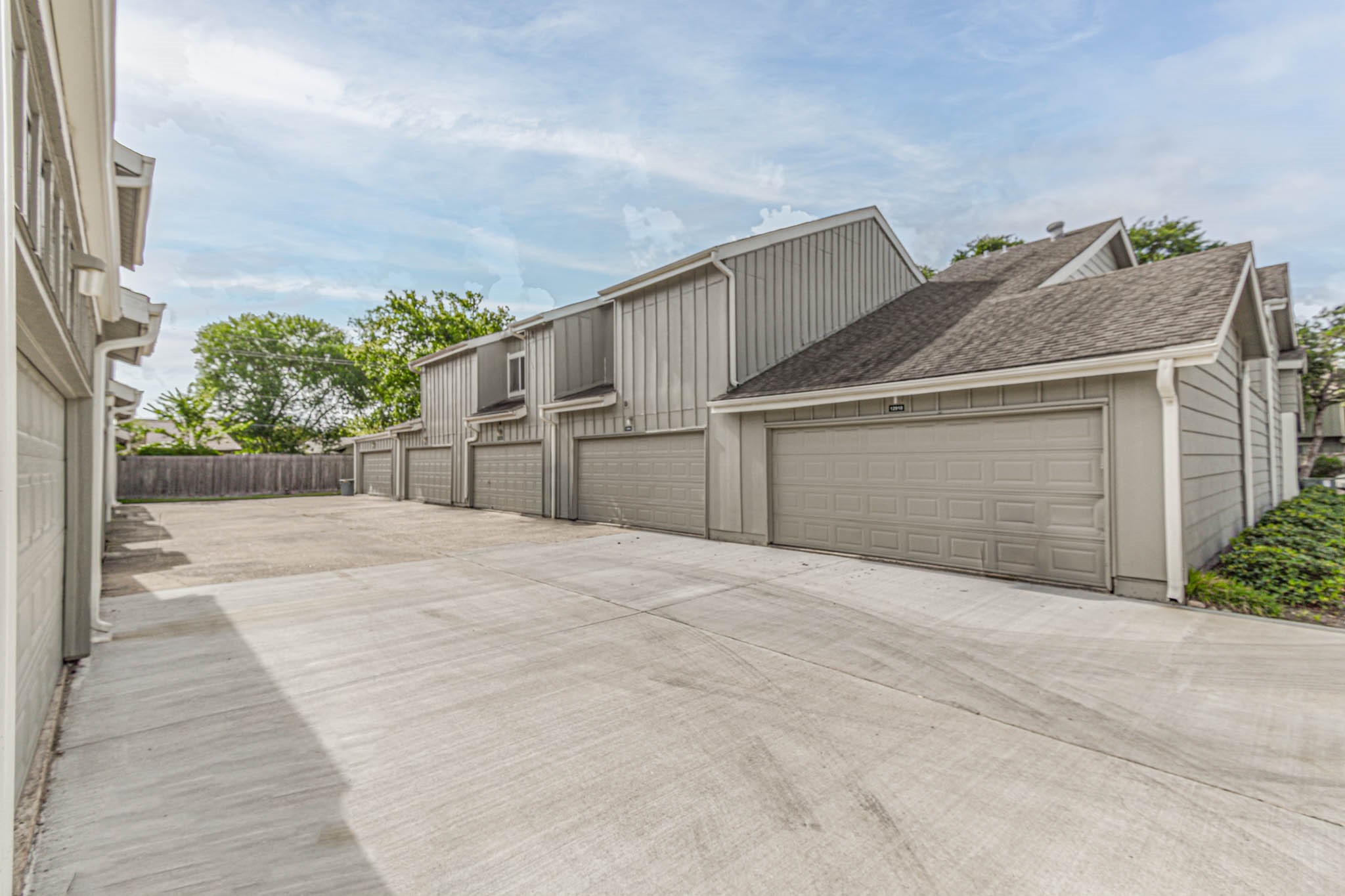 12906 Leader Street, Unit 2906 Houston, TX 77072 - Photo 4 of 22
