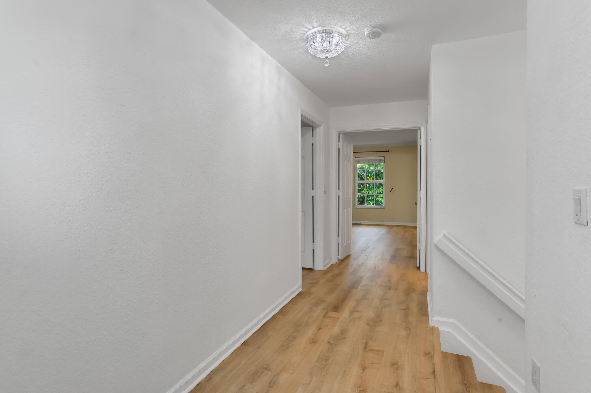 330 Southwest 8th Street, Unit 15 Boca Raton, FL 33432 - Photo 19 of 47 32-web-or-mls-0E2A9398