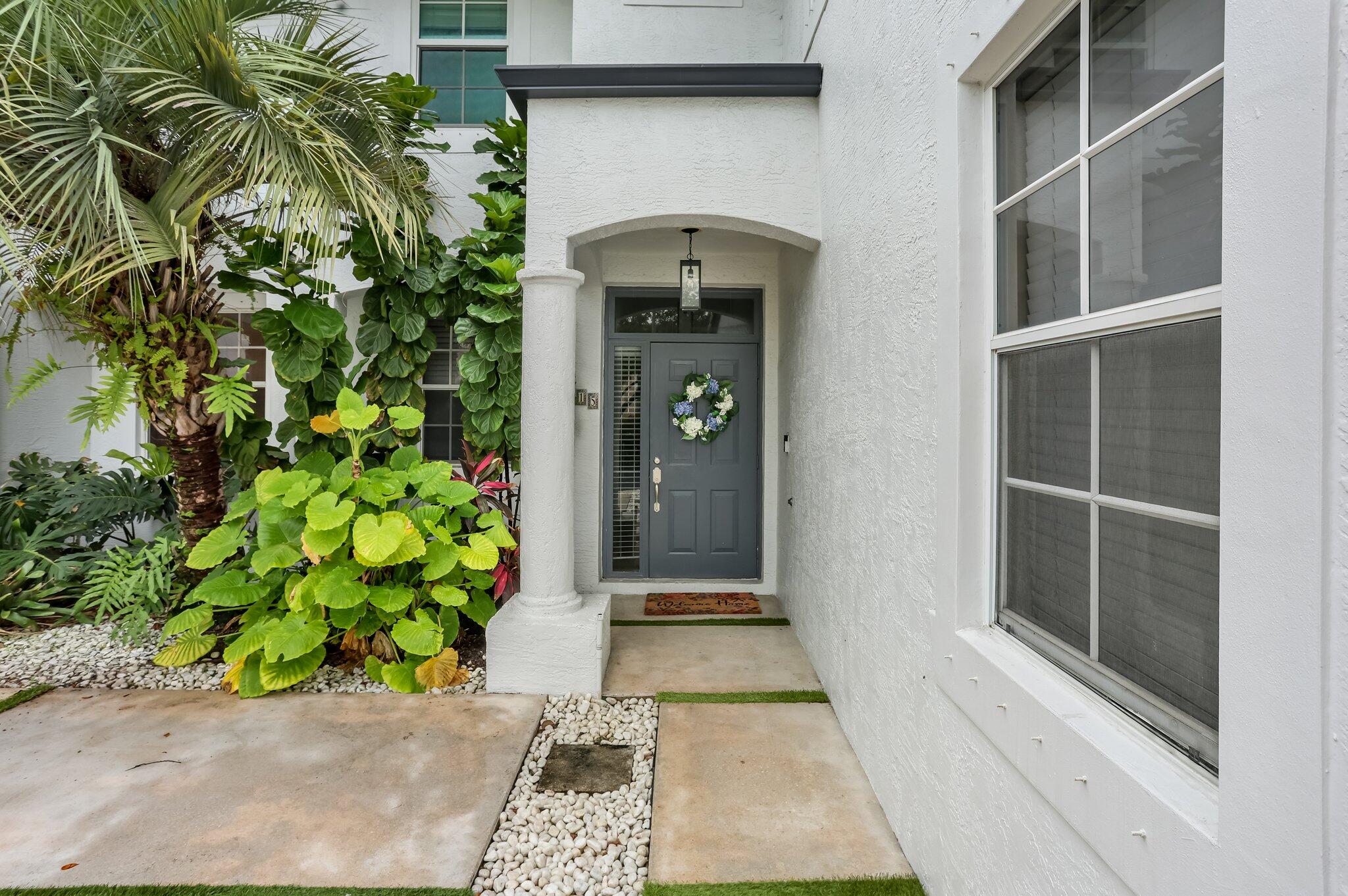 330 Southwest 8th Street, Unit 15 Boca Raton, FL 33432 - Photo 2 of 47 12-web-or-mls-0E2A9293