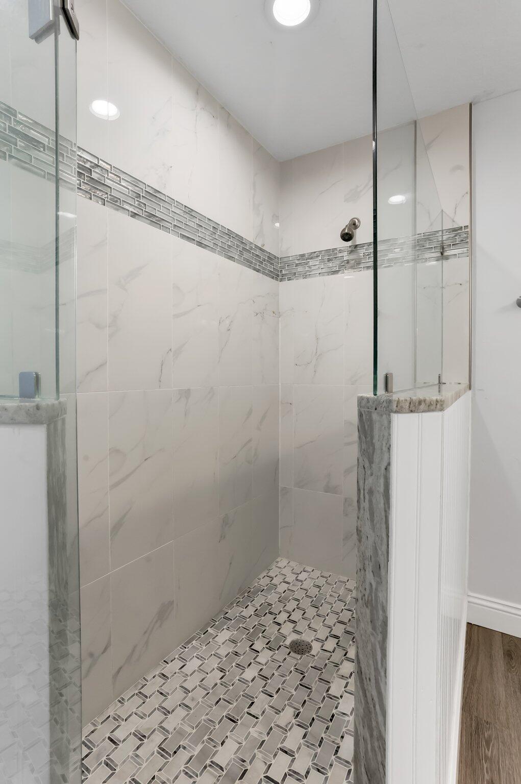 330 Southwest 8th Street, Unit 15 Boca Raton, FL 33432 - Photo 31 of 47 37-web-or-mls-0E2A9428