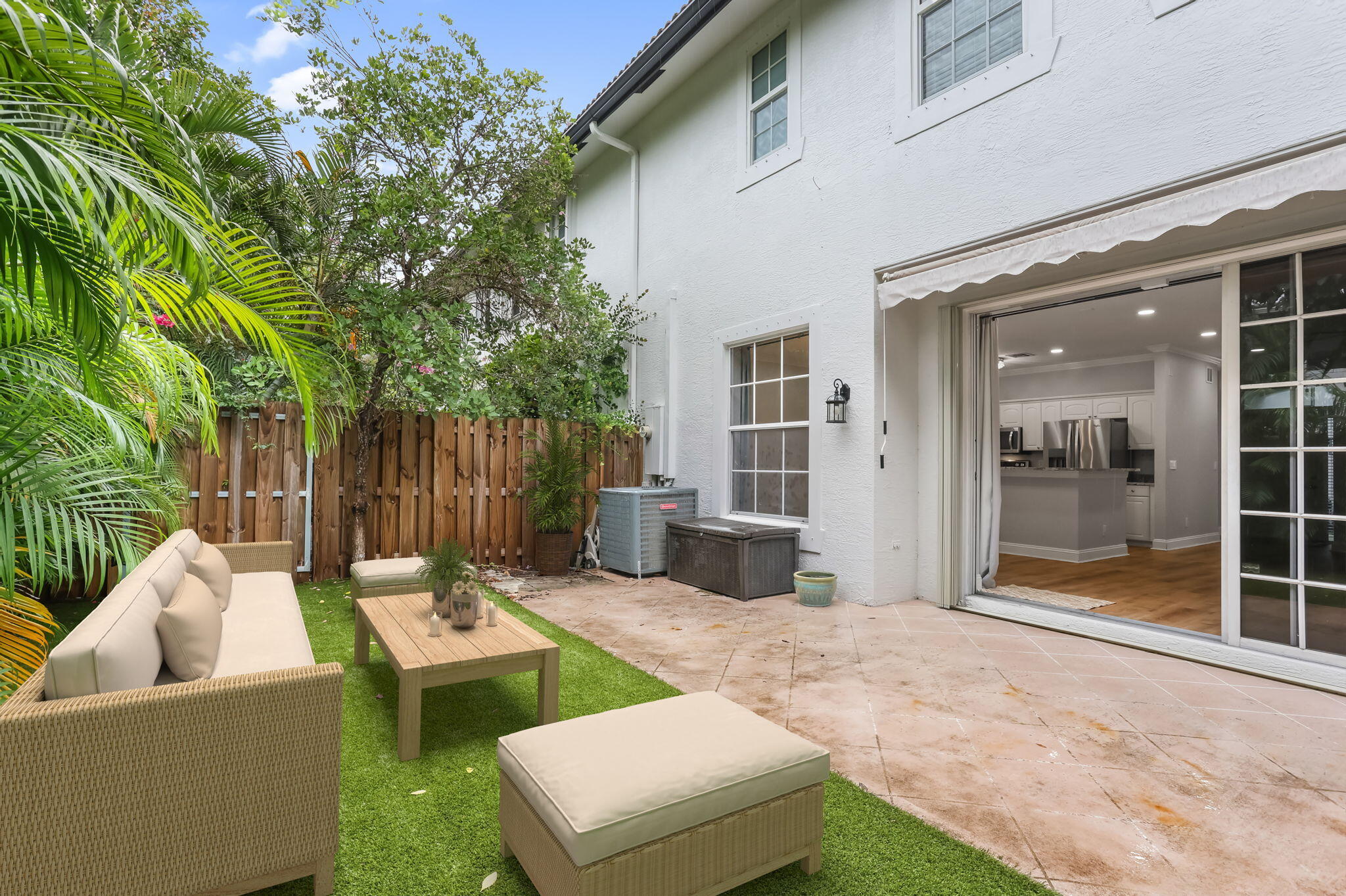 330 Southwest 8th Street, Unit 15 Boca Raton, FL 33432 - Photo 36 of 47 46-web-or-mls-27-print-0E2A9376 (1)(1)