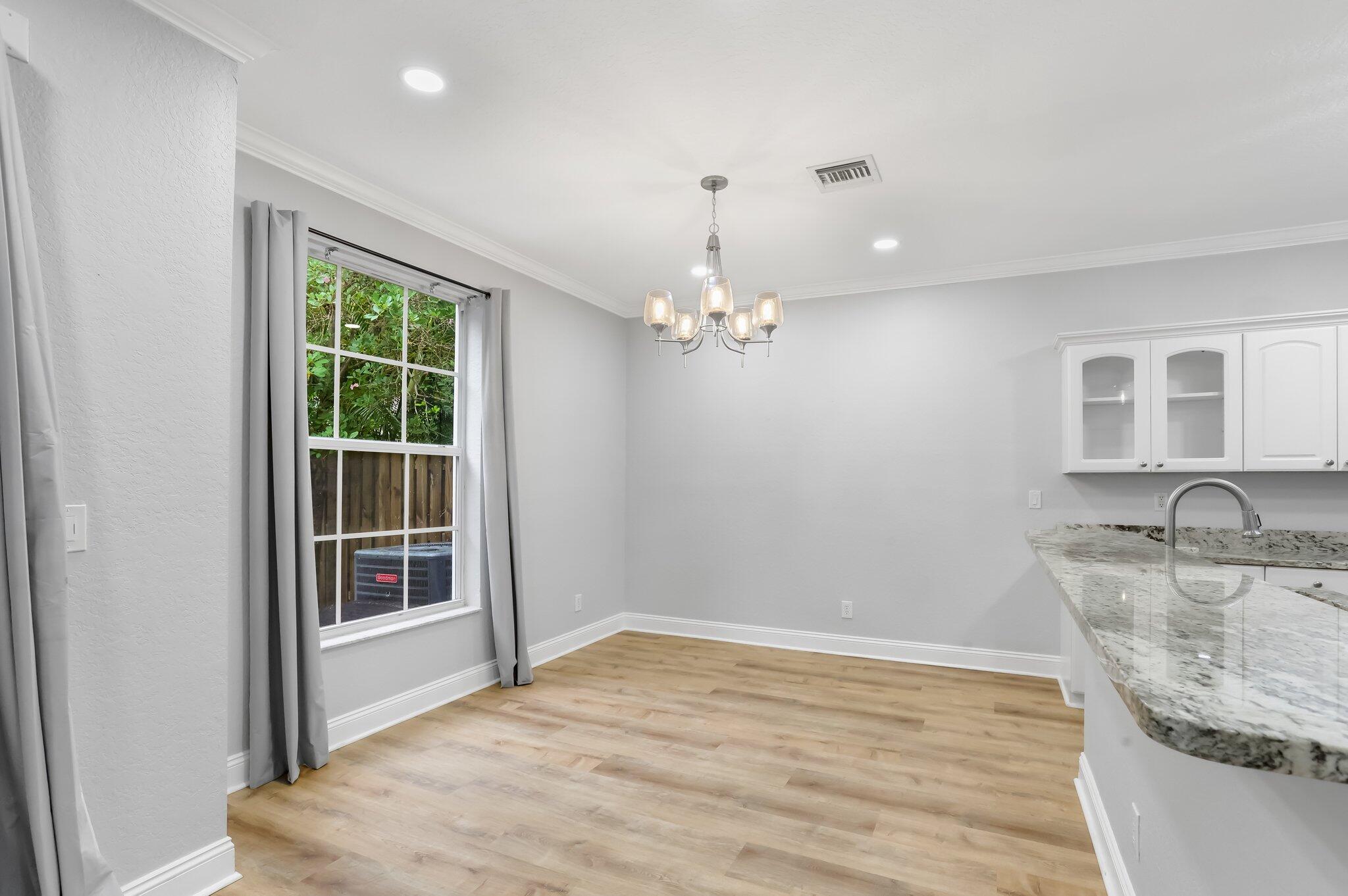 330 Southwest 8th Street, Unit 15 Boca Raton, FL 33432 - Photo 10 of 47 17-web-or-mls-0E2A9318