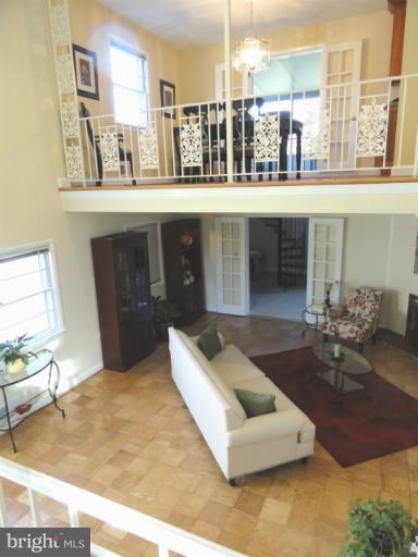 6205 Arkendale Road Alexandria, VA 22307 - Photo 2 of 26 Living Room